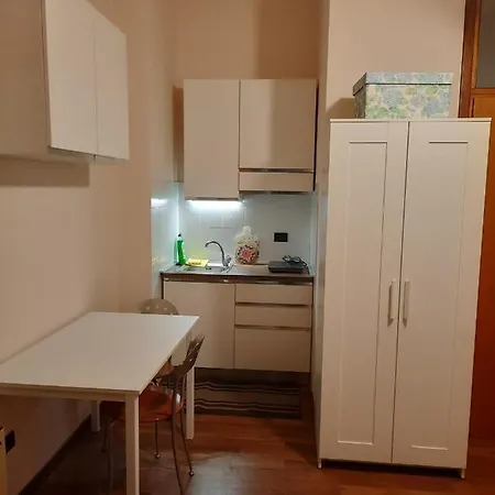 Apartamento Monolocale In Con Giardino Vicino Al Centro *